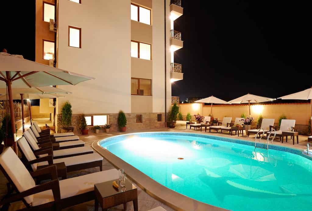 Stanny Court Aparthotel Nesebar Quarto foto