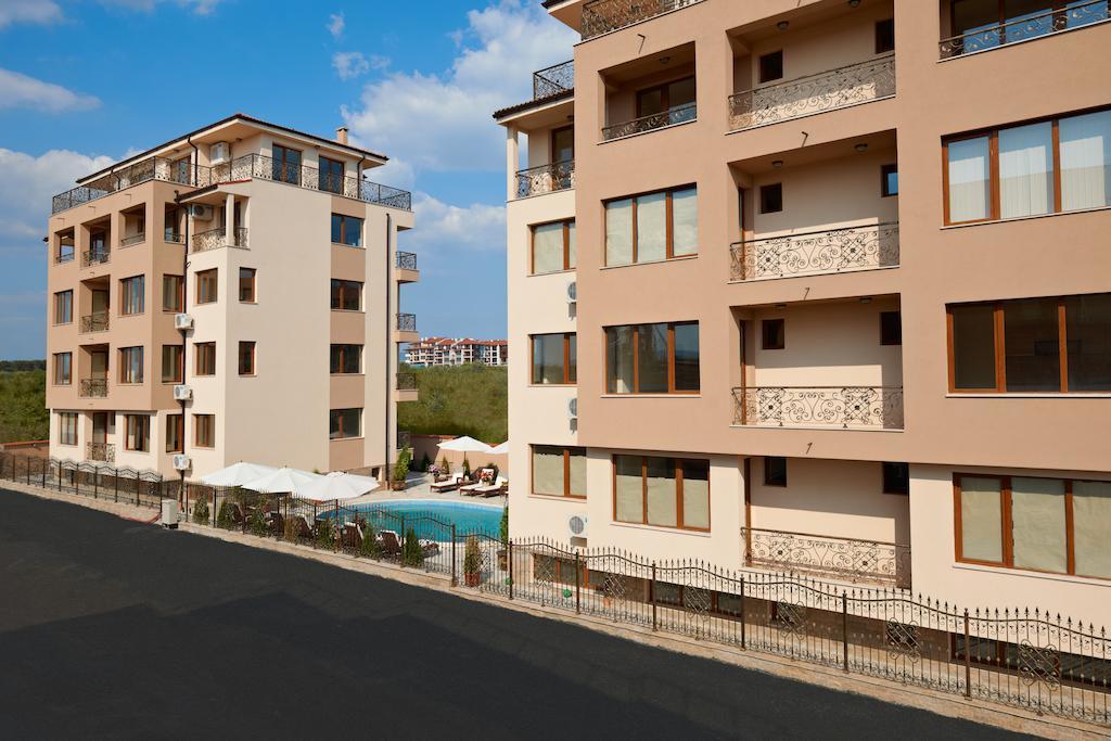 Stanny Court Aparthotel Nesebar Quarto foto